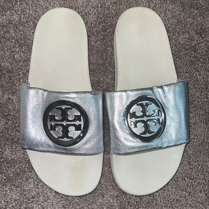 TORY BURCH METALLIC SLIDES